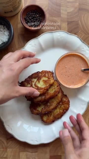 Garlic Parmesan Hashbrowns