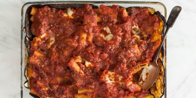 Pasta 'ncasciàta (pasta o' fùrnu)